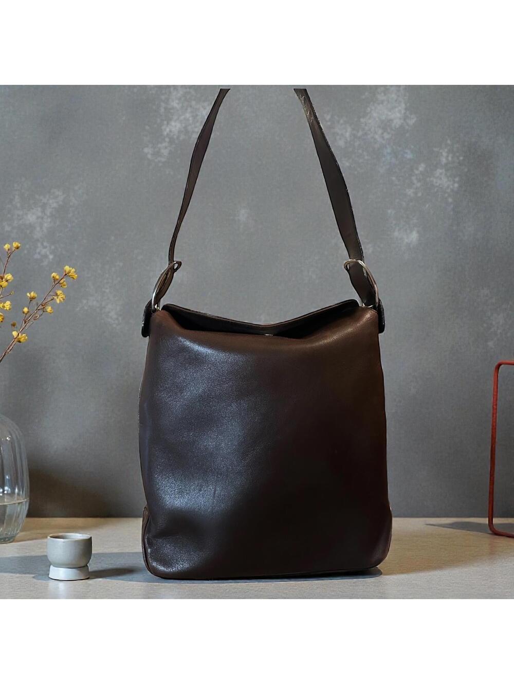 Ferragamo Classic Brown Leather Shoulder Bag